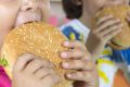 4 Jajanan Anak-Anak yang Mengandung Kolesterol Tinggi, Orang Tua Wajib Tahu
