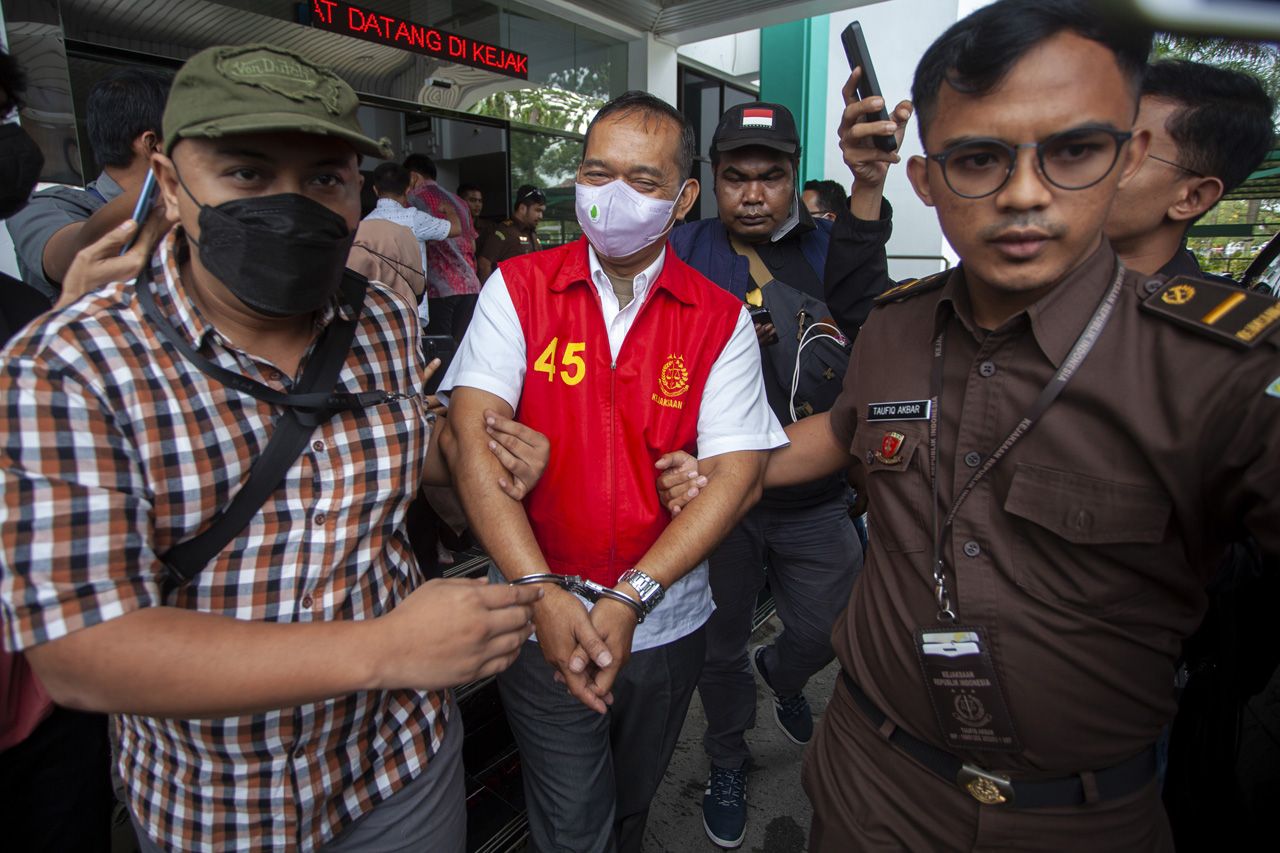 Foto Kejari Batam Tahan Tersangka Kasus Korupsi Simrs Bp Batam