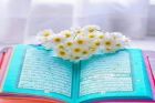 Waktunya Memperbanyak Baca Al-Quran, Jangan Lupa Perhatikan Adab-adabnya