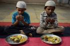 Doa Buka Puasa Ramadhan Lengkap dengan Bacaan Arab, Latin dan Artinya