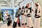 Tiba di Bandara Madinah, Jamaah Haji Jakarta Dapat Penyambutan Khusus