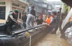 Ratusan Prajurit TNI AD Dikerahkan Evakuasi Korban Banjir Manado