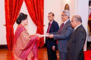 Dubes Dewi Serahkan Surat-surat Kepercayaan kepada Presiden Gotabaya Rajapaksa