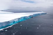Bumi Dalam Bahaya, Gunung Es A68 Buang 1,5 Miliar Ton Air Tawar ke Laut