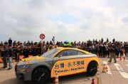 Diledek Seleb TikTok China, Taiwan Meradang Langsung Cetak Rekor Mobil Kencang