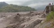 2 Truk Terseret Banjir Lahar Dingin Gunung Semeru, Jalur Alternatif Lumajang-Malang kembali Ditutup