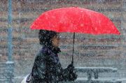 Waspada, Hujan Disertai Petir di Jakbar, Jaktim, dan Jaksel Siang hingga Sore Hari