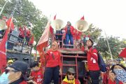 Unik! Massa Demo Peringatan 24 Tahun Reformasi Nyanyikan Lagu Buruh Tani versi Koplo