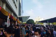 Jelang Parade dan Carnaval HUT Jakarta ke-495 di PRJ, Antrean Masuk Mengular