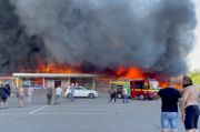 Rusia: Kebakaran Mal Karena Ledakan Amunisi Barat di Dekatnya