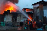 Televisi Meledak, 2 Rumah di Kawasan Padat Penduduk di Binjai Sumut Terbakar
