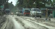 Aksi Kakek Sudarto Perbaiki Jalan Rusak di Grobogan dengan Uang Pribadi Tuai Pujian