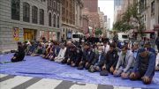 Muslim Gelar Parade Tahunan di Manhattan, Polisi Juga Ikut
