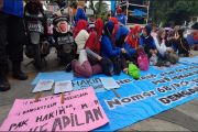 Geruduk PN Bandung, Karyawan Perusahaan Garment Tuntut Pesangon dan THR