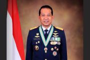 Jenderal Andika Tunjuk Pilot Tempur Lulusan Terbaik AAU 1990 Jabat Aspers Panglima TNI