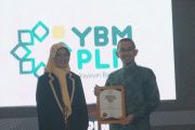 Miliki Program Berbagi, YBM PLN Raih 2 Penghargaan Indonesia Fundraising Award 2022