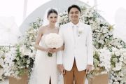 Menikah dengan Deva Mahenra, Mikha Tambayong Pakai Gaun Pengantin sang Ibu