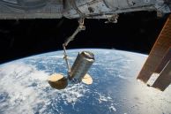 Pertama Kali Kapsul Cygnus Berhasil Bermanuver Mendorong ISS