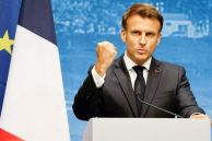 Macron: Rusia Tidak Bisa Dibiarkan Menang di Ukraina