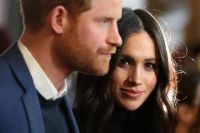 15 Tradisi Kerajaan yang Dilanggar Meghan Markle, Berani Pakai Gaun Mini