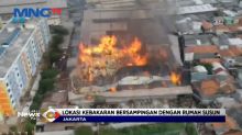 Kebakaran Besar Gudang Mebel di Cakung, 30 Unit Mobil Pemadam Dikerahkan