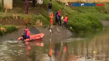 Bocah Hilang Saat Berenang di Banjir Kanal Barat Terekam Kamera