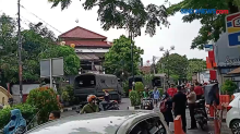 Brimob dan TNI Jaga 6 Jenazah Laskar FPI di RS Polri