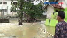 Dua Bocah Perempuan Tewas Terseret Arus Banjir di Sampang