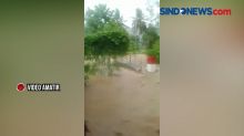 Detik-Detik Jembatan Hancur Diterjang Banjir di Polewali Mandar