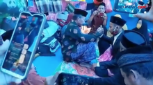 Mengharukan, Korban Gempa Mamuju Menikah di Tenda Darurat