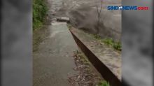 Viral, Detik-Detik Dahsyatnya Banjir Lahar Dingin Gunung Semeru Telan Mobil