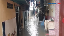 Kawasan Kebon Pala Dilanda Banjir Sejak Dini Hari