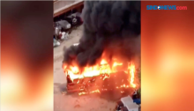 Sebuah Bus Pariwisata yang Tengah Terparkir Terbakar di Pademangan  Jakarta