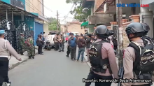 Penggeledahan Eks Markas FPI, Petamburan Dipenuhi Polisi Bersenjata Lengkap