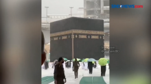Hujan Es dan Banjir di Mekkah, Yusuf Mansur Serukan Umat Berdoa