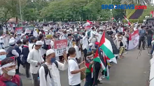 Long March, Aksi Umat Islam Bersatu untuk Al Aqsa, Tiba di Depan Kedubes AS