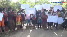 Ratusan Emak-Emak Bawa Anak Tutup Jalan di Tapanuli Utara, Minta Tambang Batu Ditutup