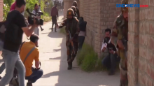 Pasukan Keamanan India Baku Tembak dengan Pemberontak Srinagar