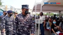 TNI AL Gelar Serbuan Vaksin Masyarakat Maritim di Muara Angke