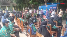 Ribuan Pelajar SMP di Tangerang Jalani Vaksinasi Massal