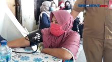 Kartu Vaksin Jadi Syarat Masuk Pasar, Ibu-ibu Serbu Sentra Vaksin