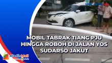 Mobil Tabrak Tiang PJU Hingga Roboh di Jalan Yos Sudarso Jakut