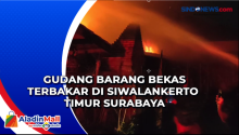 Gudang Barang Bekas Terbakar di Siwalankerto Timur Surabaya