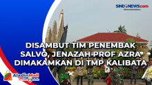 Disambut Tim Penembak Salvo, Jenazah Prof Azra Dimakamkan di TMP Kalibata