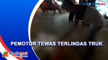 Ngeri! Gagal Menyalip dari Kiri Bahu Jalan, Pemotor Tewas Terlindas Truk di Jakarta Utara