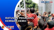 Tolak Relokasi, Ratusan Pedagang Pasar Larangan Kembali Demo di Kantor DPRD Sidoarjo