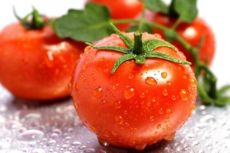 Makan Tomat Tiap Hari dan Rasakan Perubahan Tubuhmu yang Ajaib