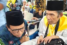 Jemaah Haji Gelombang Kedua Diminta Kenakan Kain Ihram Sejak di Embarkasi