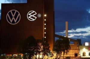 Pabrik Mulai Berproduksi, VW Ubah Logo seperti Game PacMan