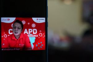 Telkomsel Pamasuka Serahkan 1.200 Donasi APD untuk Tenaga Medis